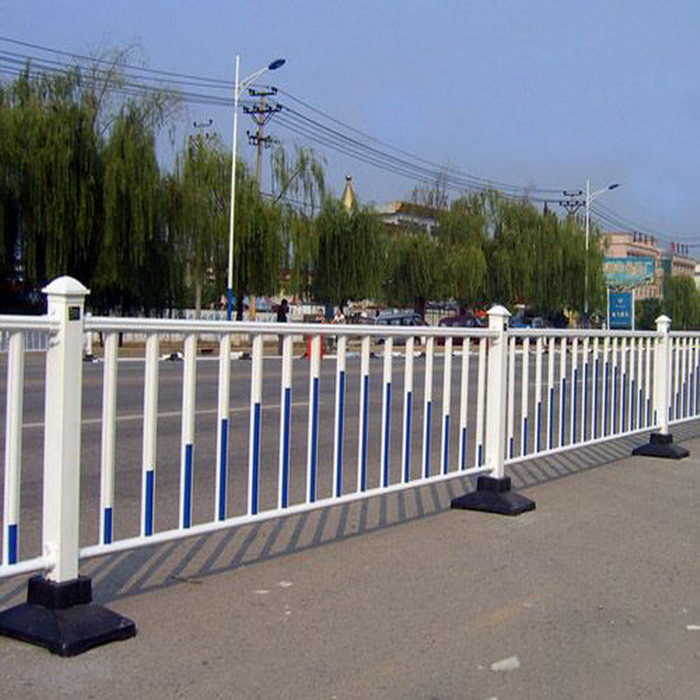 马路栏杆漆